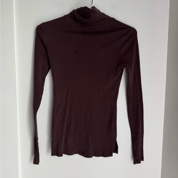 Amorance Brown Ribbed turtle neck - Picture 1 of 4